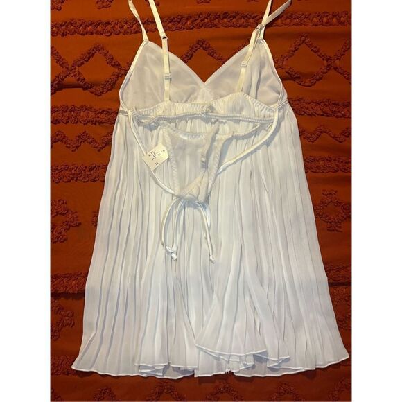 White mini spaghetti straps, panty, brand, new with tags, sexy Teddy nightie. Sz - Picture 12 of 16
